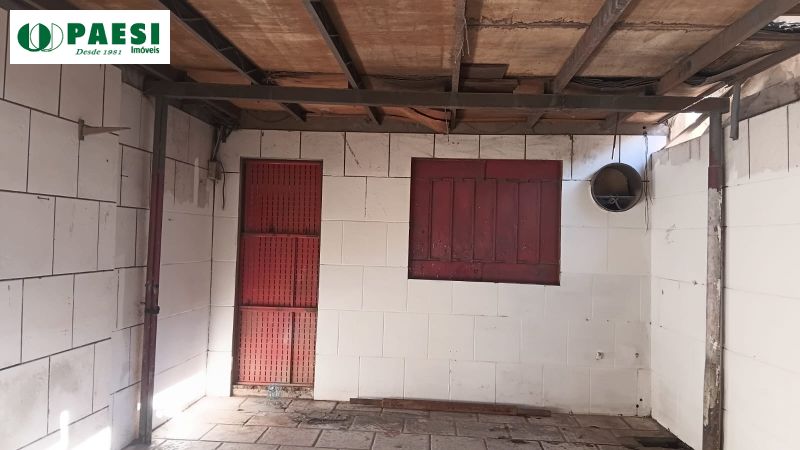 Loja com 104m² para alugar no bairro Floresta, Porto Alegre