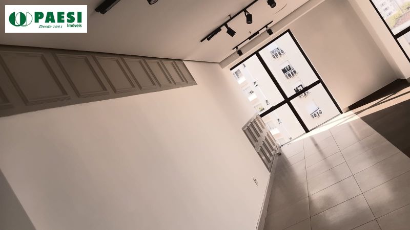 Conjunto com 1 banheiro e 38m² para alugar no bairro Sao Joao, Porto Alegre