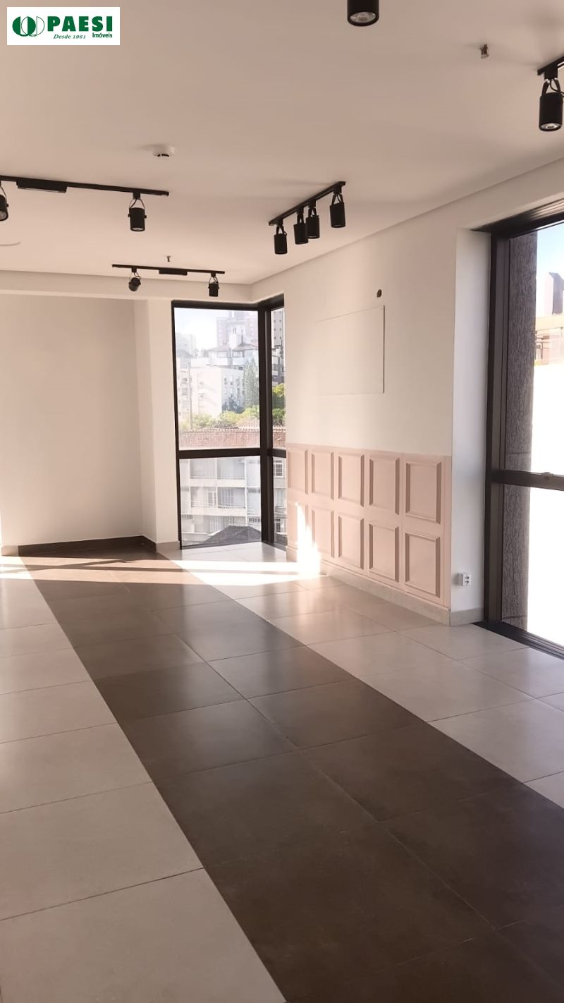 Conjunto com 1 banheiro e 38m² para alugar no bairro Sao Joao, Porto Alegre