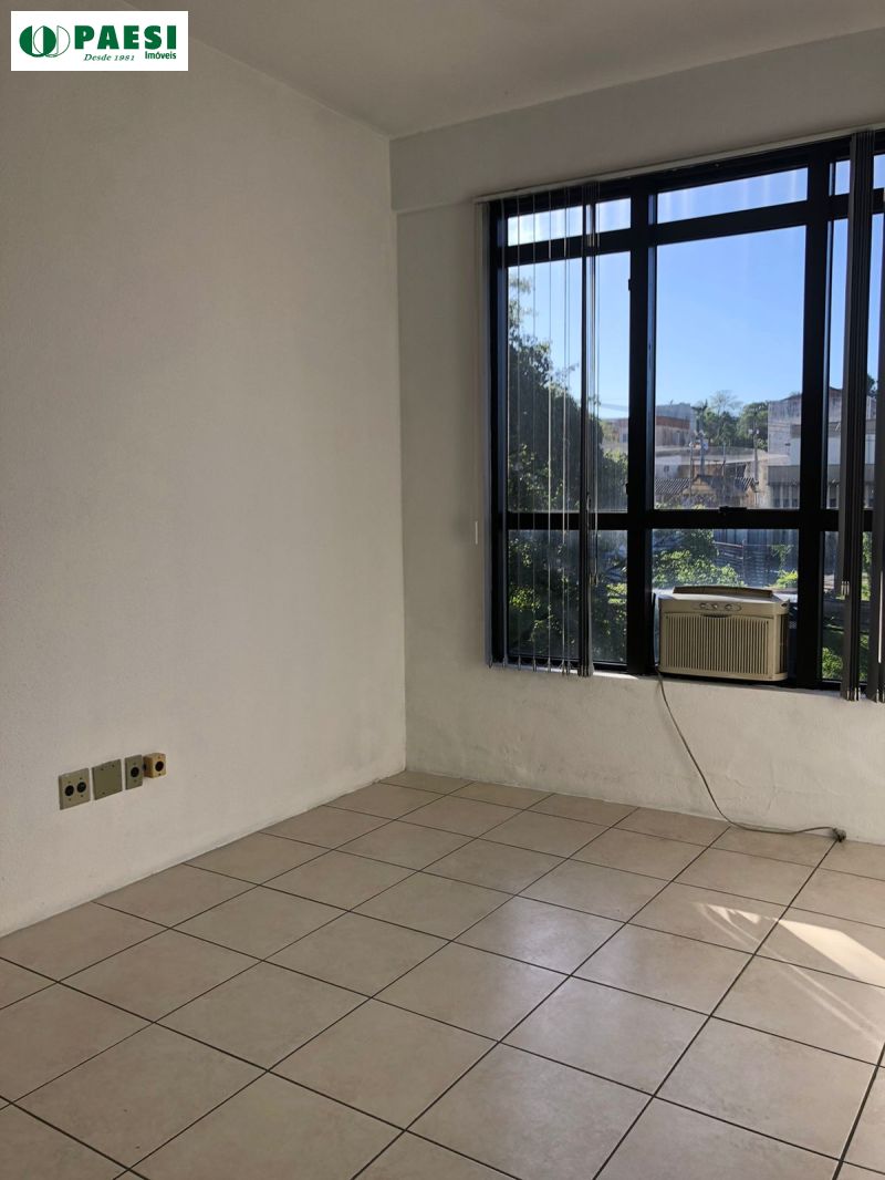 Conjunto com 1 banheiro e 22m² para alugar no bairro Alto Petropolis, Porto Alegre