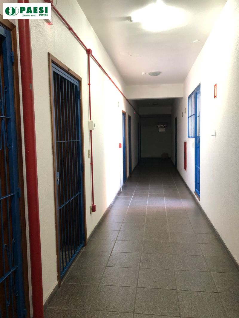 Conjunto com 1 banheiro e 22m² para alugar no bairro Alto Petropolis, Porto Alegre