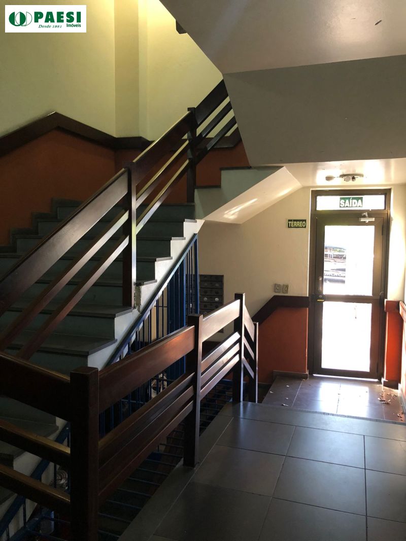 Conjunto com 1 banheiro e 22m² para alugar no bairro Alto Petropolis, Porto Alegre
