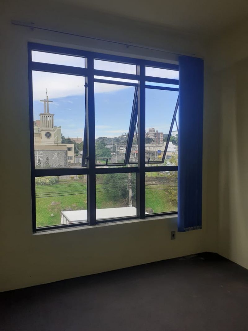 Conjunto com 23m² para alugar no bairro Alto Petropolis, Porto Alegre