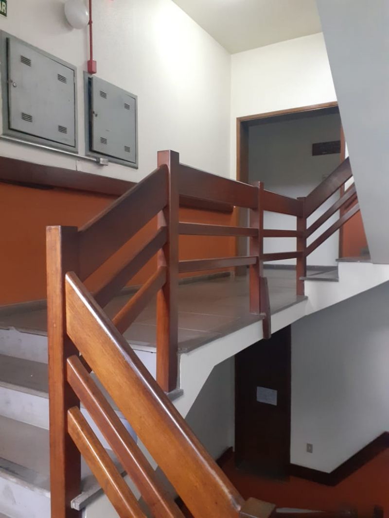Conjunto com 70m² para alugar no bairro Alto Petropolis, Porto Alegre