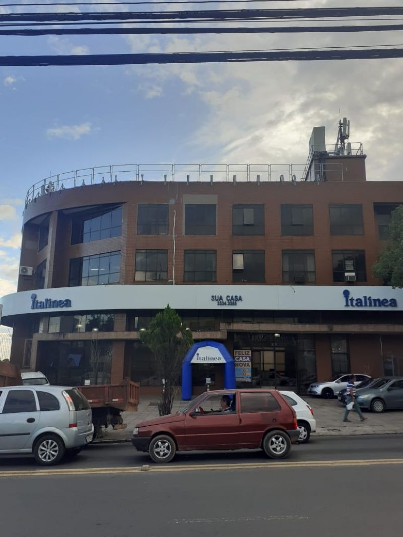 Conjunto com 70m² para alugar no bairro Alto Petropolis, Porto Alegre