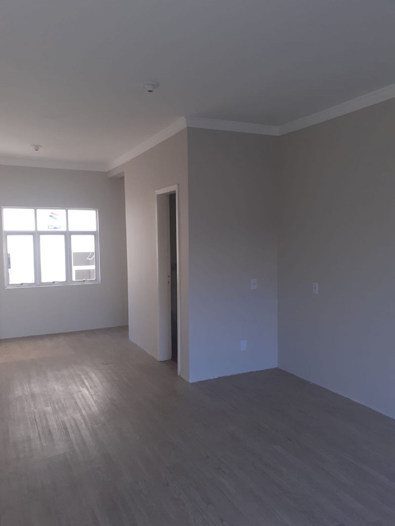 Conjunto com 1 banheiro e 51m² para alugar no bairro Floresta, Porto Alegre