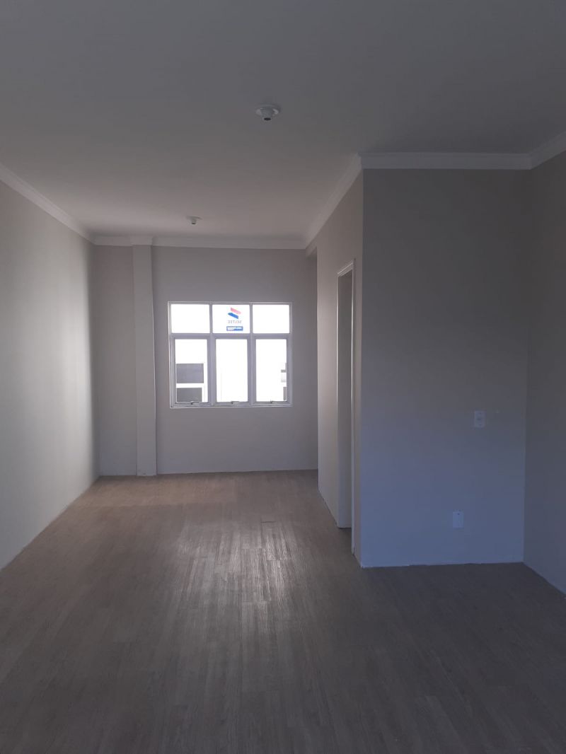 Conjunto com 1 banheiro e 51m² para alugar no bairro Floresta, Porto Alegre