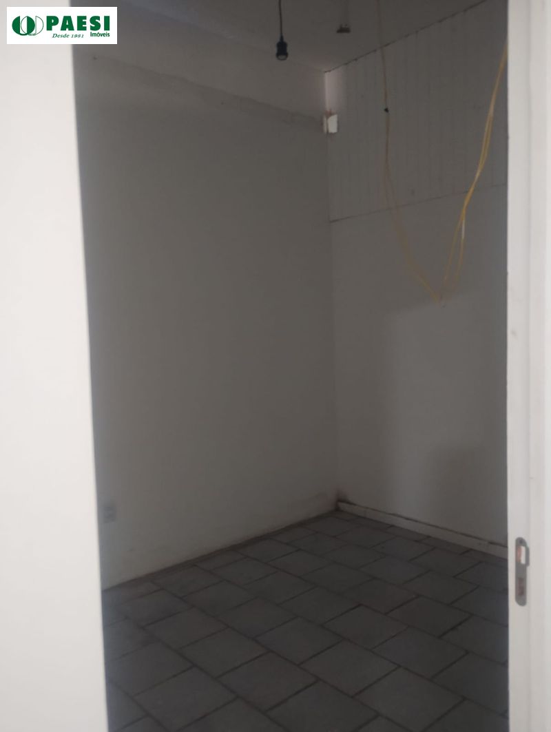 Loja com 1 banheiro e 69m² para alugar no bairro Chacara das Pedras, Porto Alegre