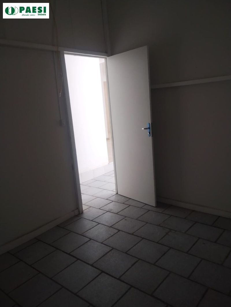 Loja com 1 banheiro e 69m² para alugar no bairro Chacara das Pedras, Porto Alegre