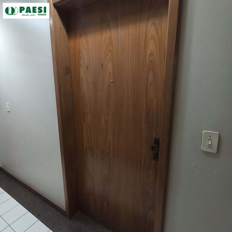 Conjunto com 1 banheiro e 40m² para alugar no bairro Moinhos de Vento, Porto Alegre