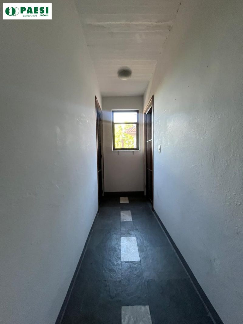 Conjunto com 1 banheiro e 30m² para alugar no bairro Chacara das Pedras, Porto Alegre