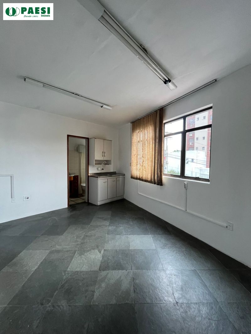 Conjunto com 1 banheiro e 30m² para alugar no bairro Chacara das Pedras, Porto Alegre
