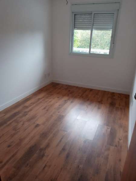 Apartamento com 3 quartos, 2 banheiros e 108m² à venda no bairro Jardim Planalto, Porto Alegre