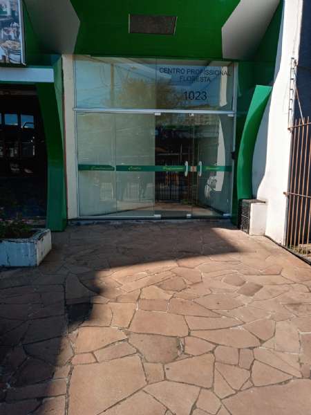 Conjunto Comercial/Sala com 1 banheiro e 33m² à venda no bairro Floresta, Porto Alegre