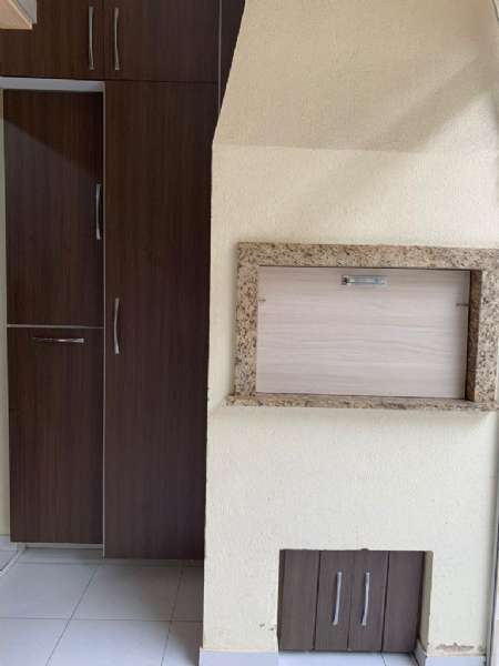 Casa com 3 quartos, 2 banheiros e 222m² à venda no bairro Jardim Planalto, Porto Alegre