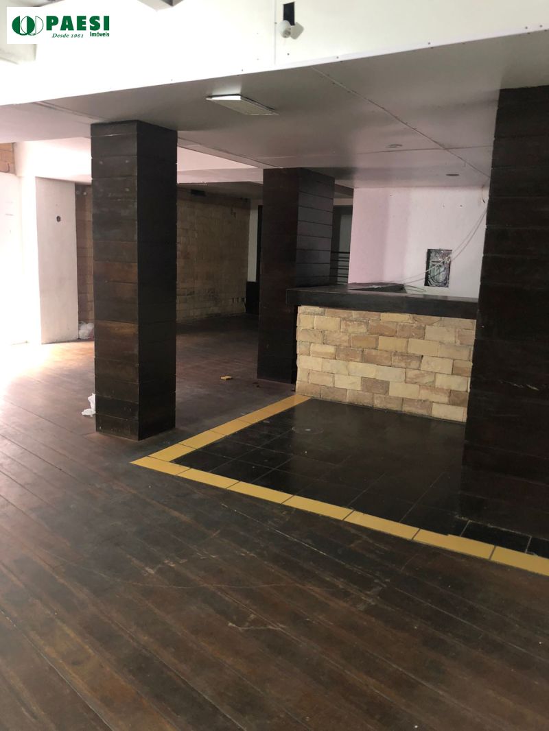 Prédio com 3 banheiros e 700m² para alugar no bairro Sao Joao, Porto Alegre