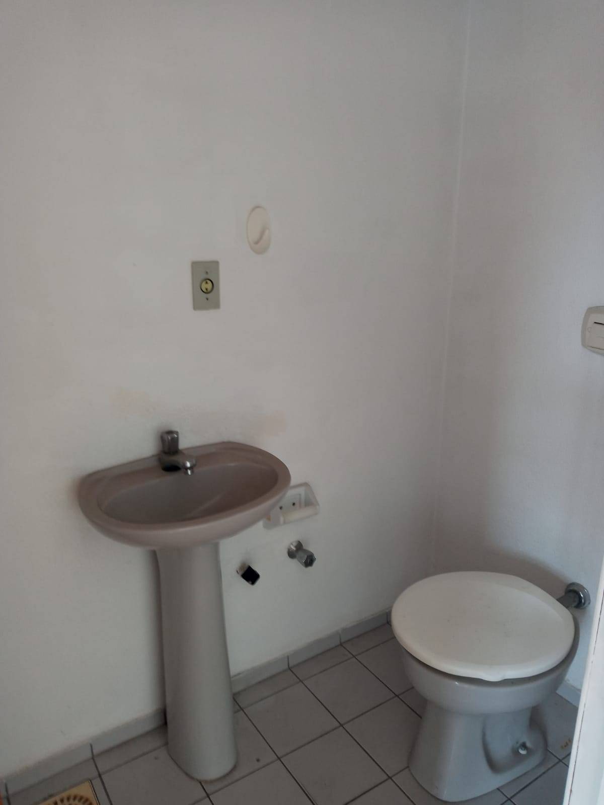 Conjunto Comercial/Sala com 1 banheiro e 29m² à venda no bairro Sao Geraldo, Porto Alegre