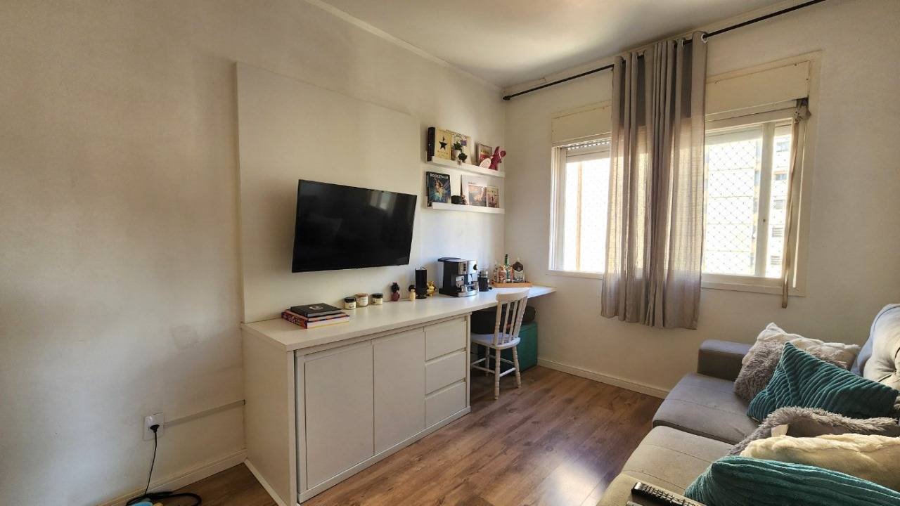 Apartamento com 2 quartos, 1 banheiro e 69m² à venda no bairro Centro Historico, Porto Alegre