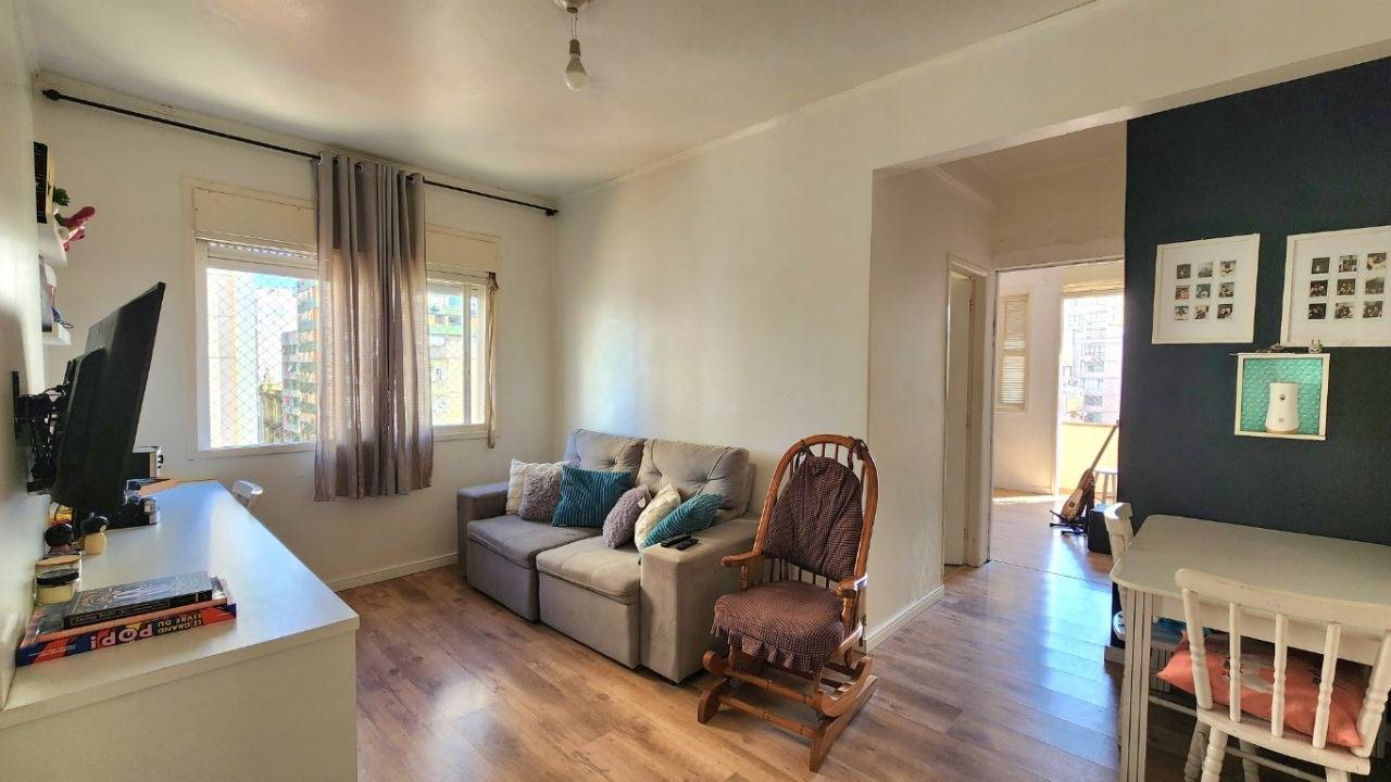 Apartamento com 2 quartos, 1 banheiro e 69m² à venda no bairro Centro Historico, Porto Alegre