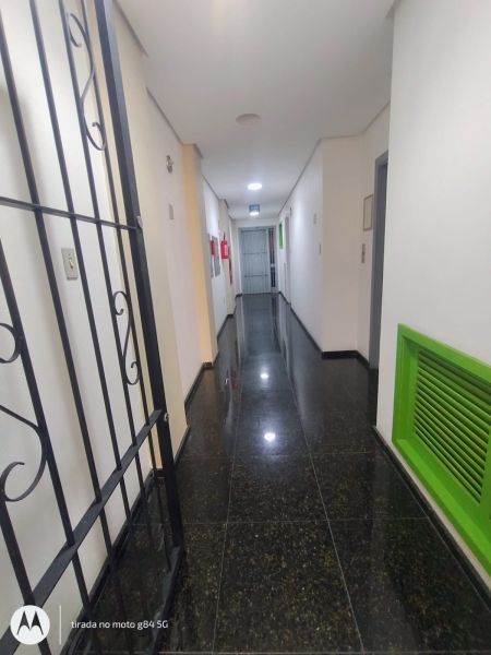 Conjunto Comercial/Sala com 1 quarto, 1 banheiro e 50m² à venda no bairro Centro, Porto Alegre