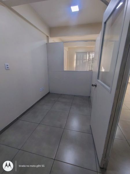 Conjunto Comercial/Sala com 1 quarto, 1 banheiro e 50m² à venda no bairro Centro, Porto Alegre