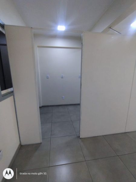 Conjunto Comercial/Sala com 1 quarto, 1 banheiro e 50m² à venda no bairro Centro, Porto Alegre