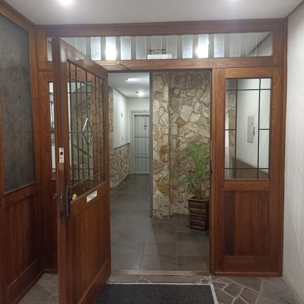 Apartamento com 2 quartos, 2 banheiros e 80m² à venda no bairro Sao Joao, Porto Alegre
