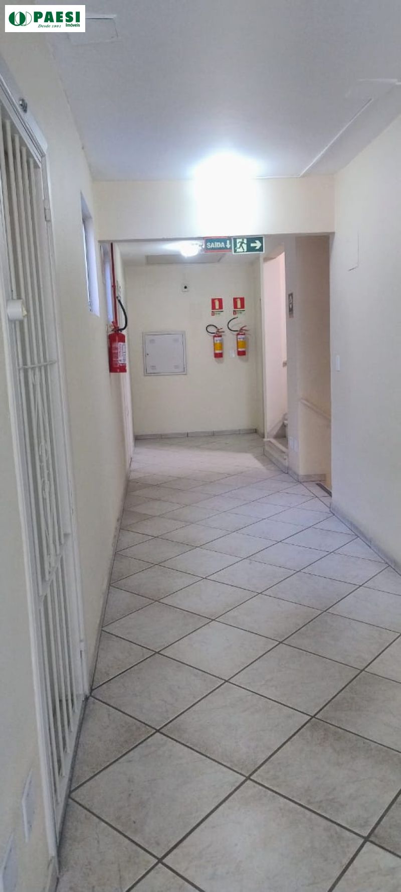Sala com 40m² para alugar no bairro Navegantes, Porto Alegre