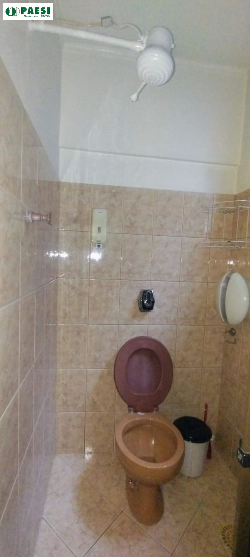 Sala com 40m² para alugar no bairro Navegantes, Porto Alegre