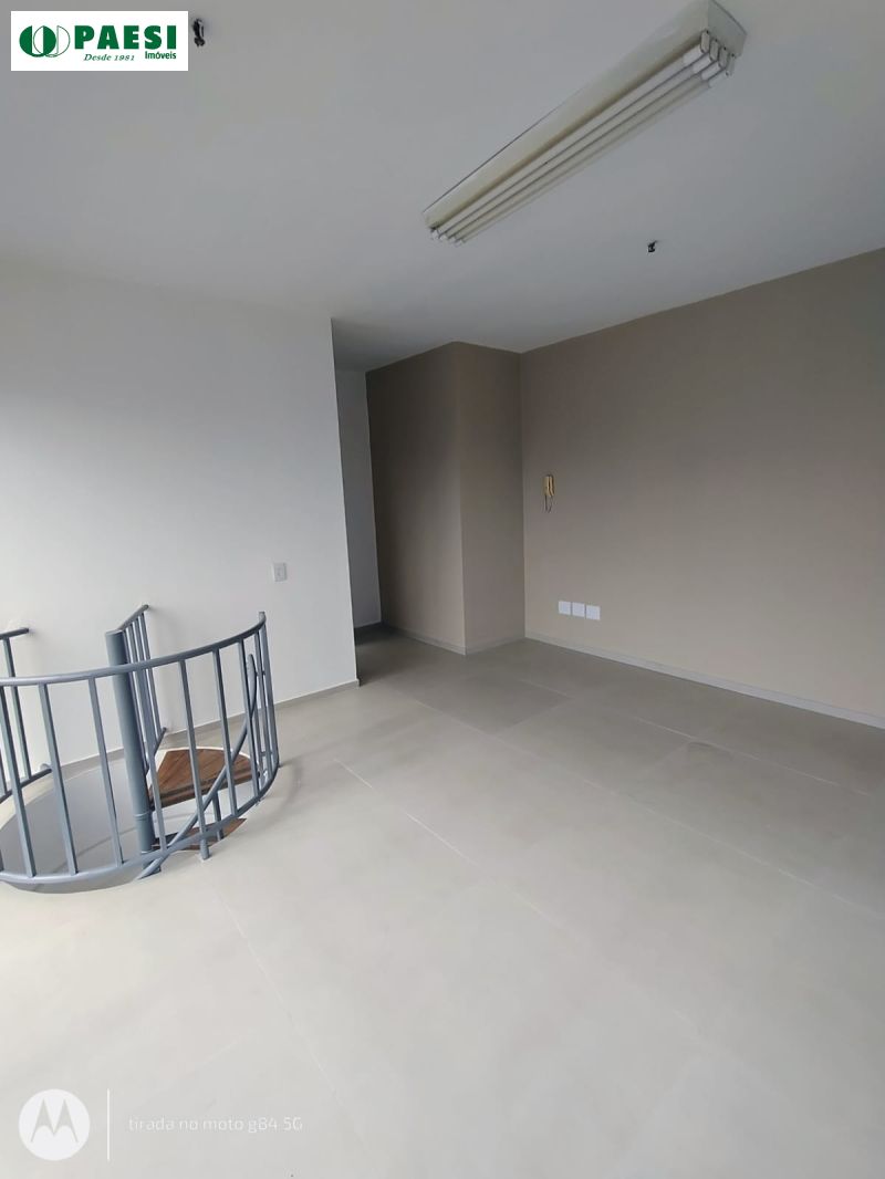 Sala com 2 banheiros e 79m² para alugar no bairro Sao Joao, Porto Alegre