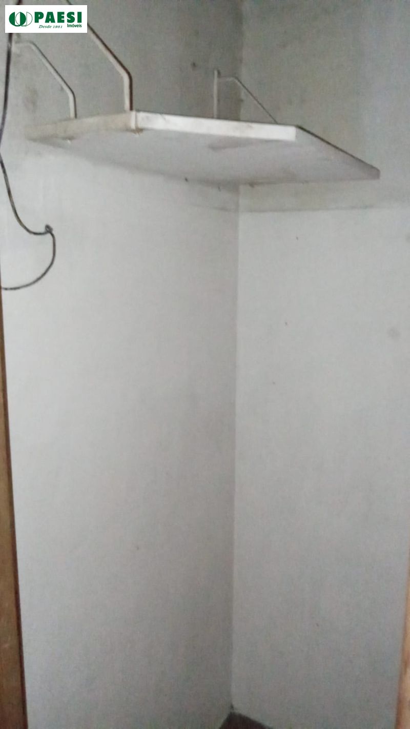 Loja com 33m² para alugar no bairro Sao Joao, Porto Alegre