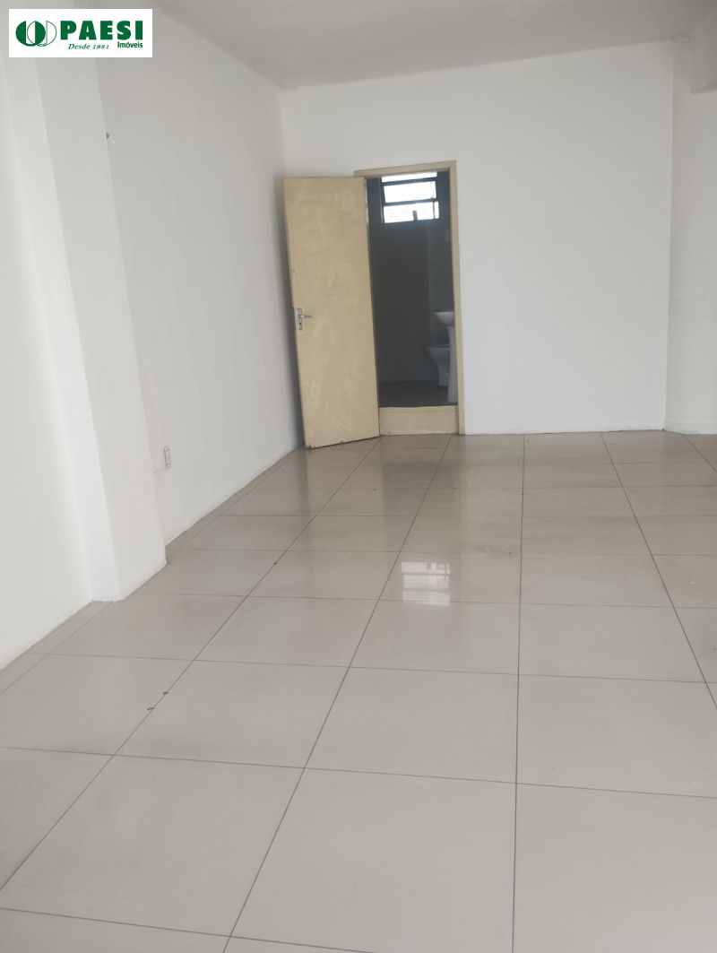 Conjunto com 2 banheiros e 104m² para alugar no bairro Centro Historico, Porto Alegre