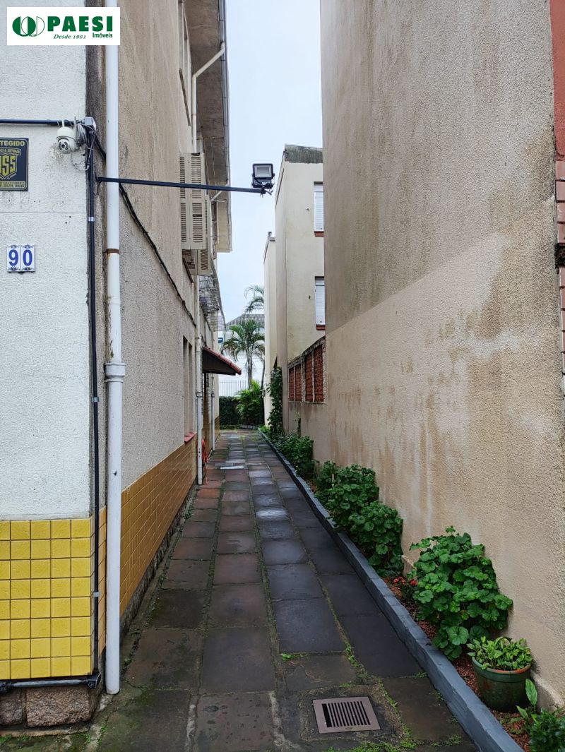 Apto com 1 quarto, 1 banheiro e 44m² para alugar no bairro Sao Joao, Porto Alegre