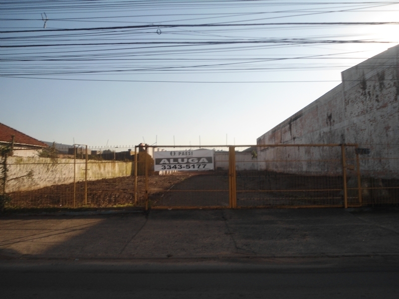 Terreno com 800m² para alugar no bairro Navegantes, Porto Alegre