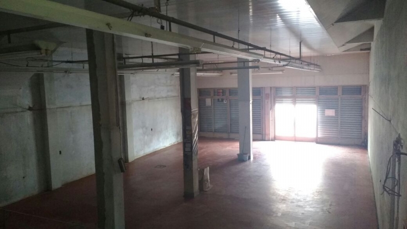 Loja com 1 banheiro e 275m² para alugar no bairro Sao Joao, Porto Alegre