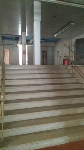 Loja com 1 banheiro e 275m² para alugar no bairro Sao Joao, Porto Alegre