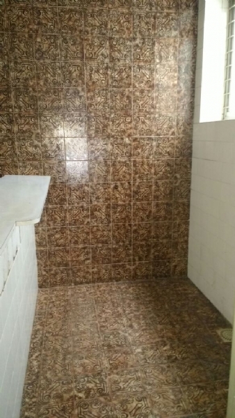 Loja com 1 banheiro e 275m² para alugar no bairro Sao Joao, Porto Alegre