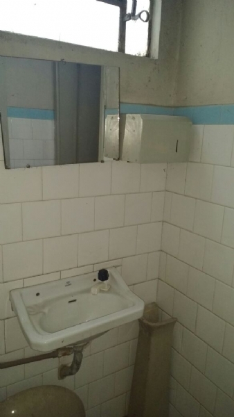 Loja com 1 banheiro e 275m² para alugar no bairro Sao Joao, Porto Alegre