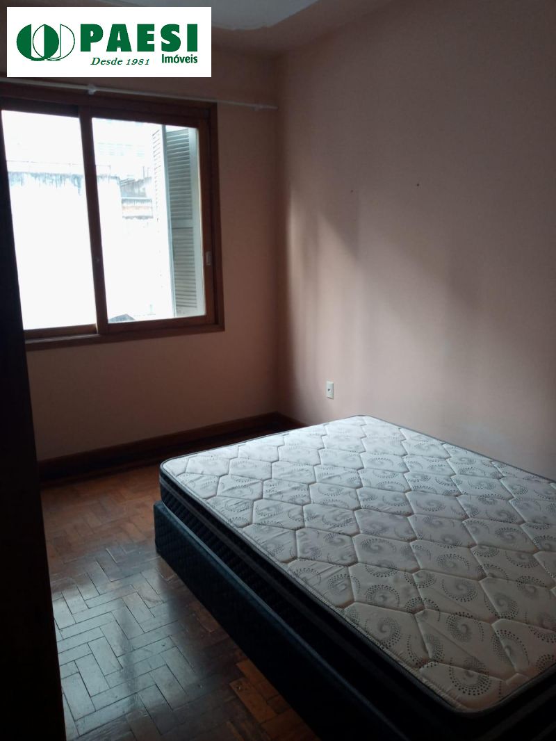 Apto com 3 quartos, 1 banheiro e 75m² à venda no bairro Centro, Porto Alegre