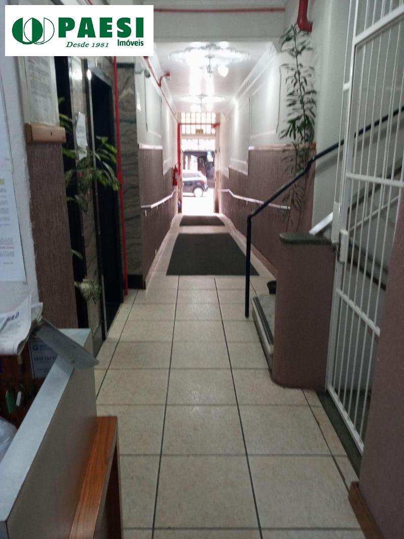 Apto com 3 quartos, 1 banheiro e 75m² à venda no bairro Centro, Porto Alegre