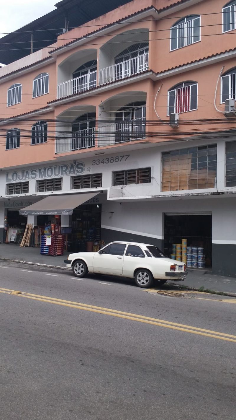 APARTAMENTO no bairro DUZENTOS E QUARENTA E NOVE em VOLTA REDONDA