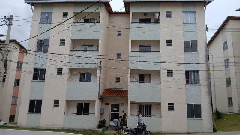 APARTAMENTO 2 Quartos e  1 Suíte no bairro ROMA em VOLTA REDONDA