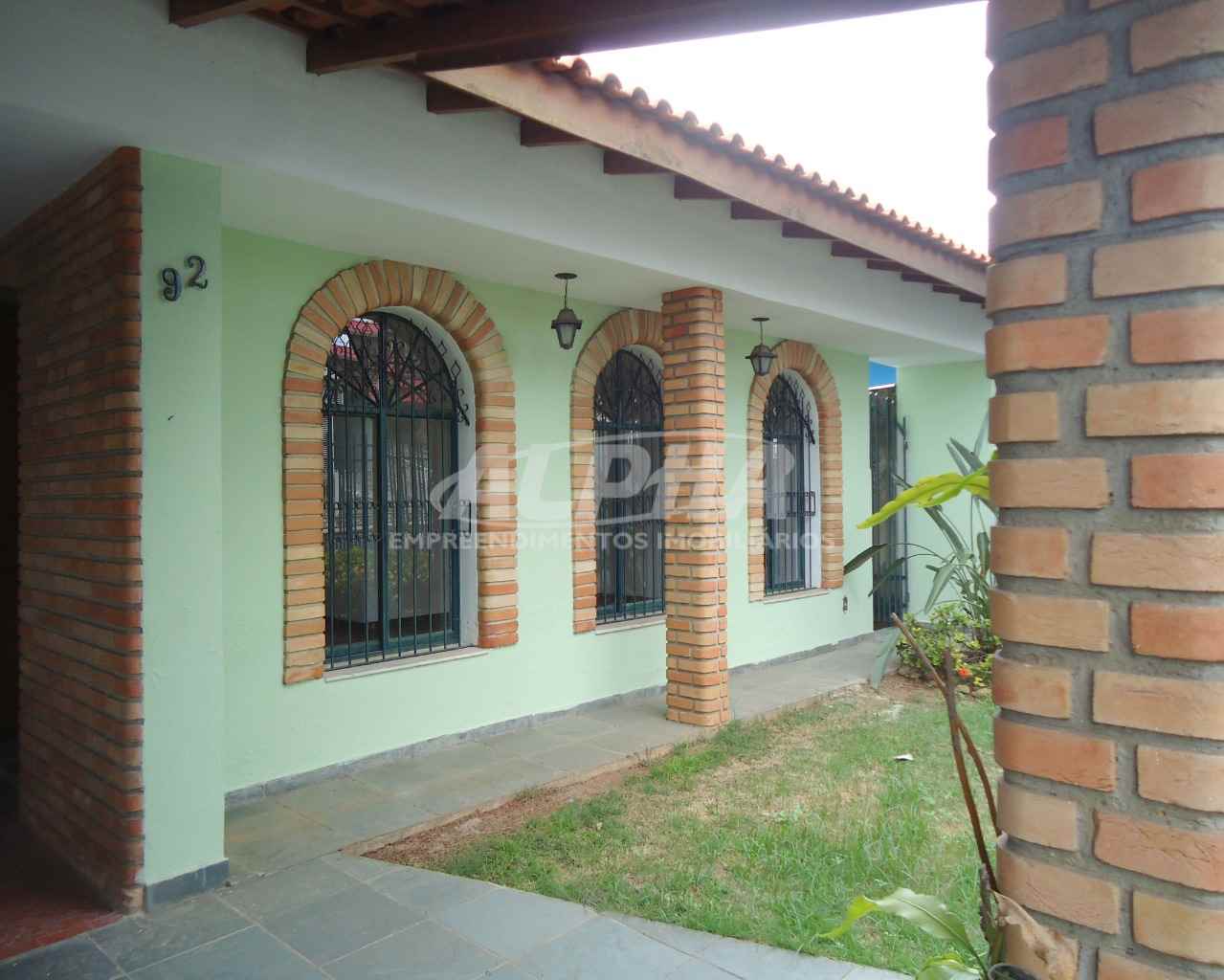 CASA 3D no bairro JARDIM SANTA ROSÁLIA em SOROCABA