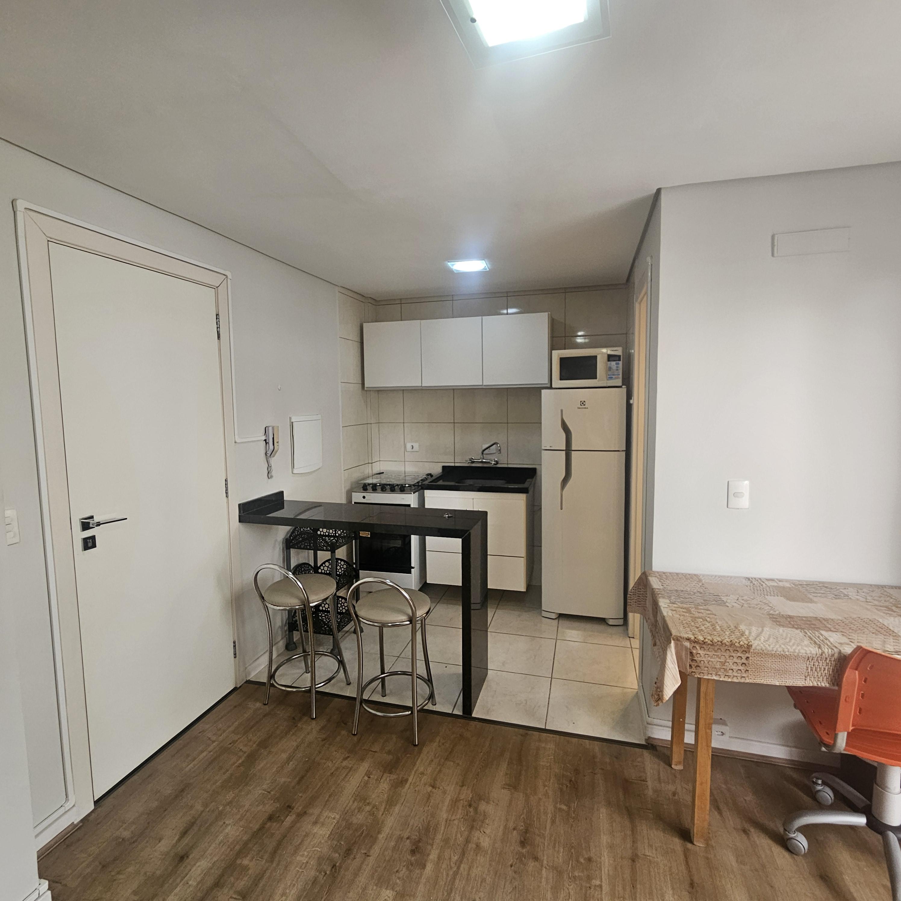 Rua Lourenço Pinto, 410