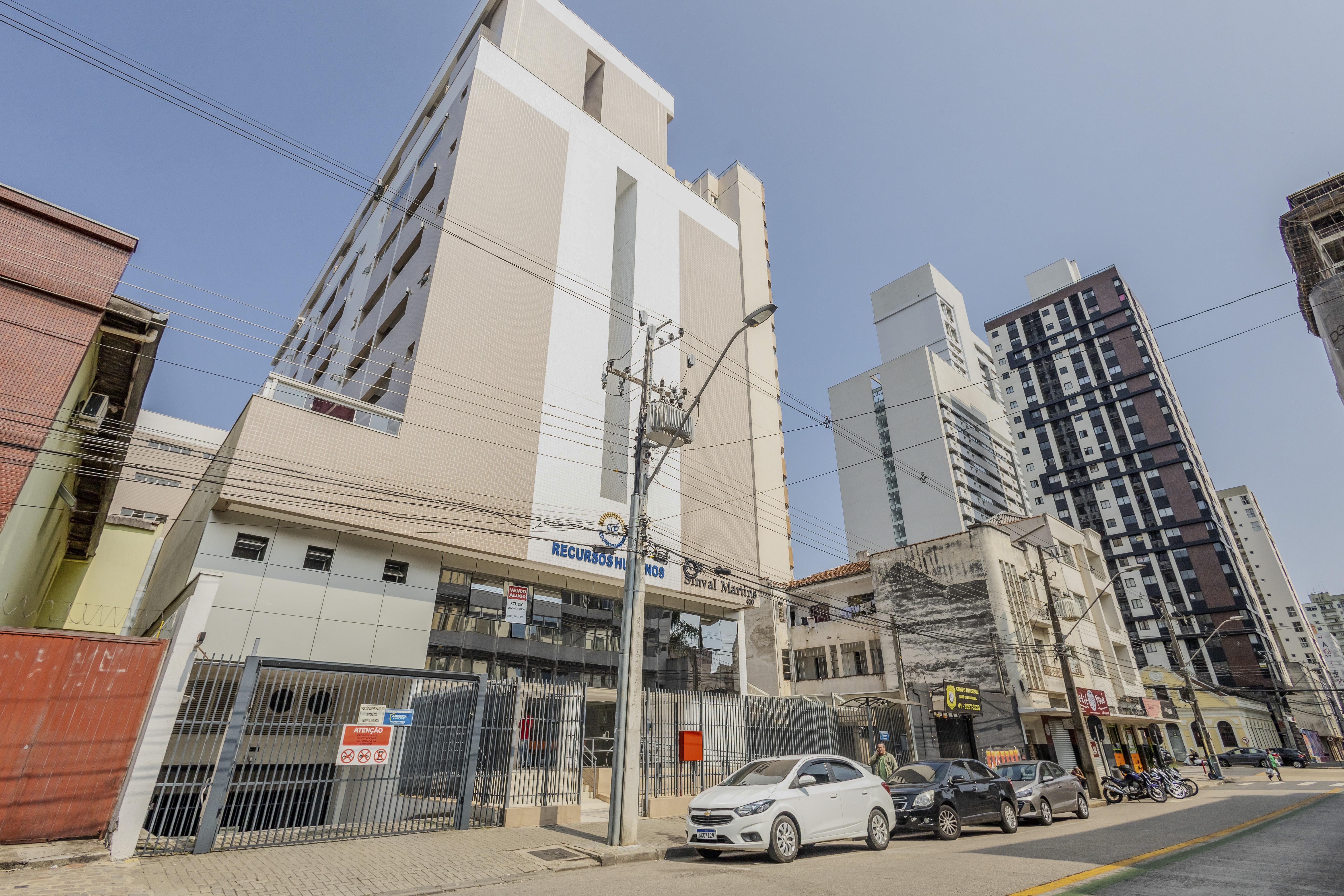 Rua Lourenço Pinto, 410