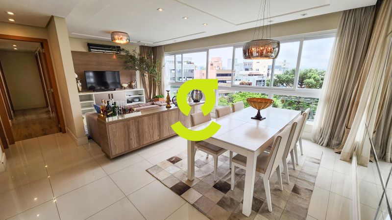 Excelente apto TOTALMENTE mobiliado, andar alto, 1...