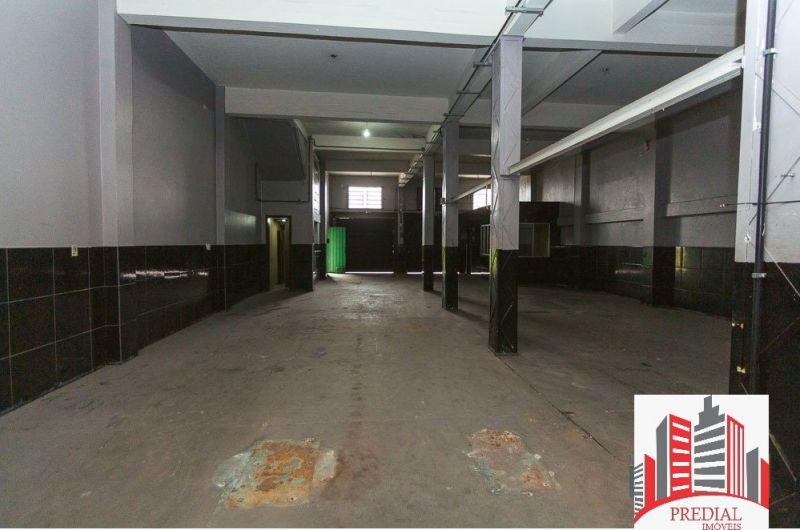 BAIXOU O ALUGUEL! PAVILHÃO COMERCIAL DE 250M² NA AV. GETÚLIO VARGAS POR R$ 6.000/MÊS
