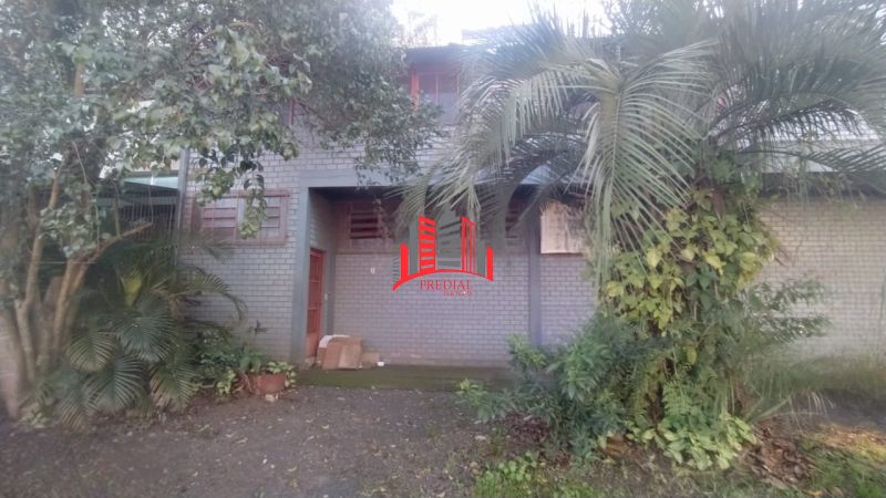 Pavilhão 170m² no bairro Fátima com mezanino, varanda e estacionamento para carretas