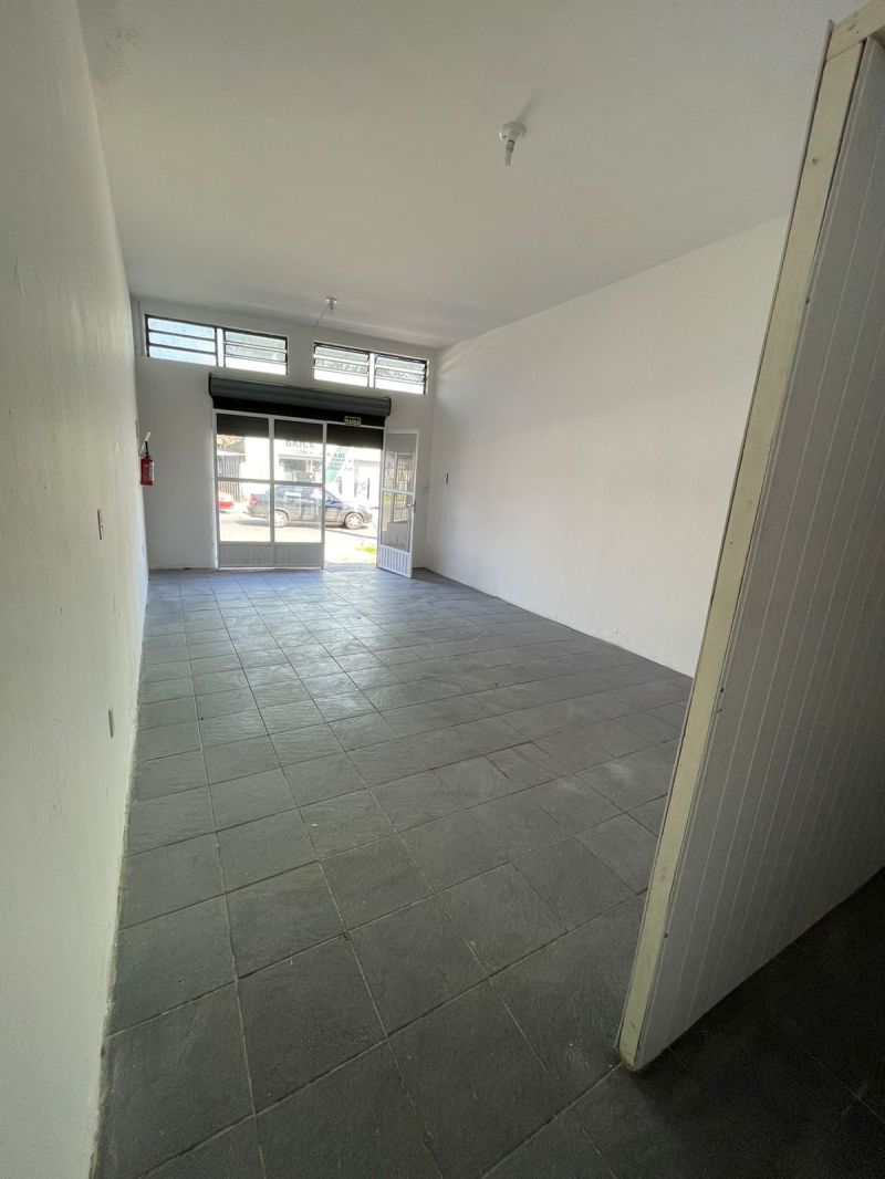 Loja com 1 banheiro e 40m² para alugar no bairro Mathias Velho, Canoas