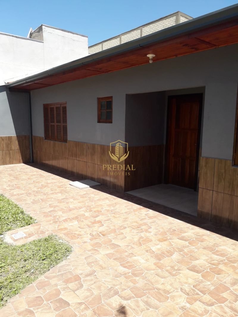 Pavilhão com 2 banheiros e 270m² para alugar no bairro Fátima, Canoas